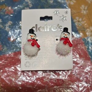 Claire's Festive Snowman Pom Earrings
